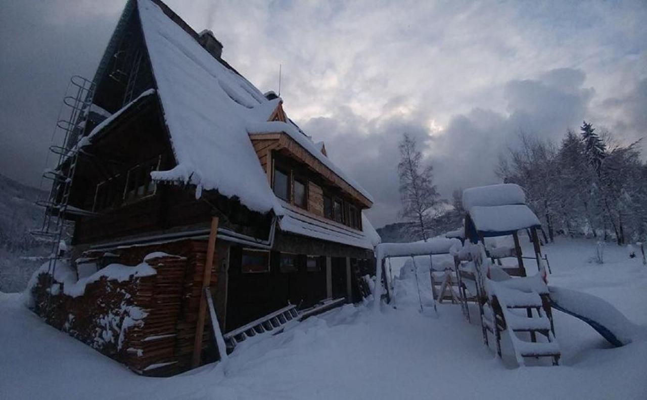Bacowka Pttk Jaworzec Hostel Wetlina Exterior photo
